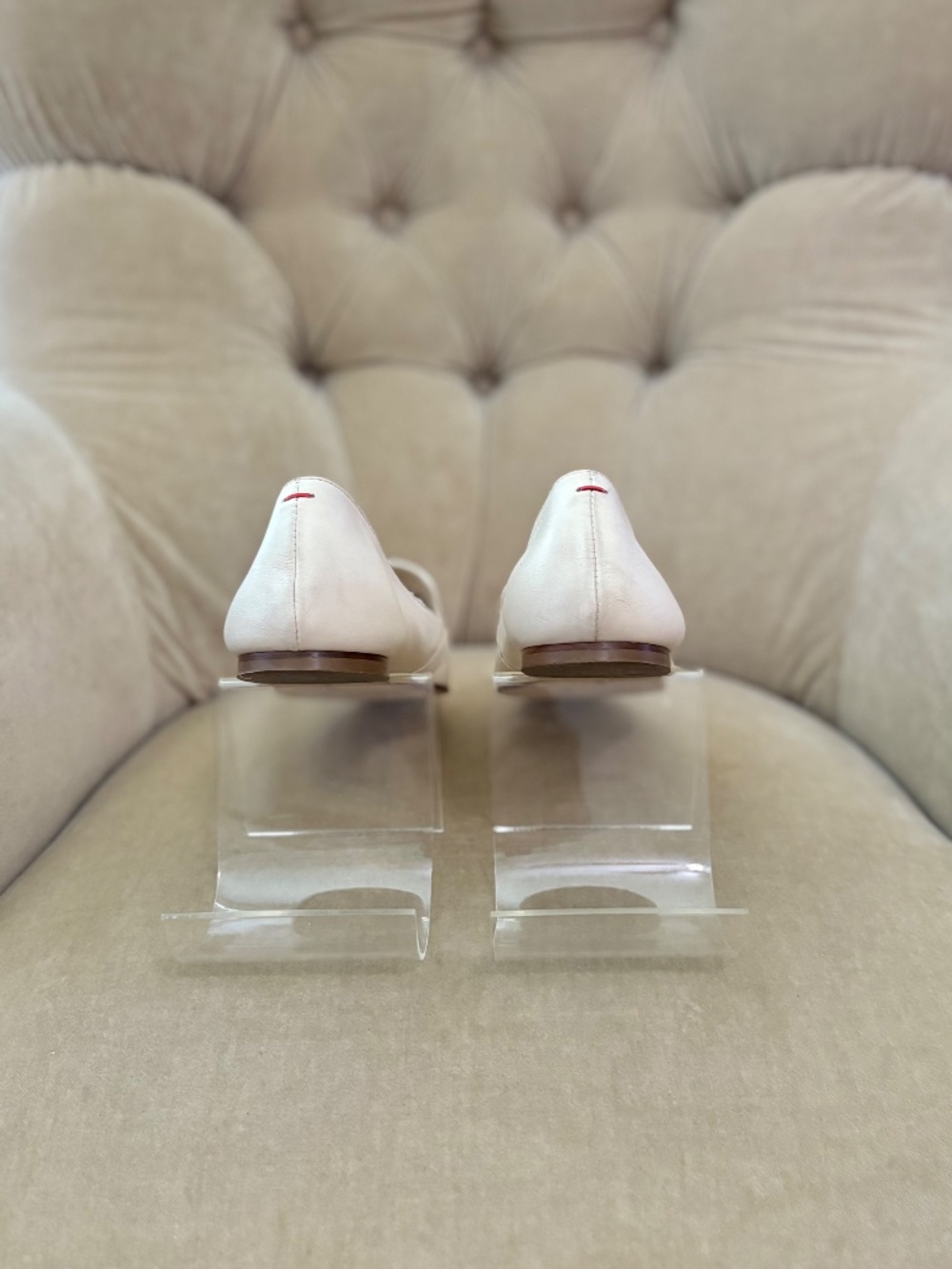 Auth. AEYDE Iconic Cream Leather Women's  Pointy Toe Loafer Flats - Picture 5 of 6